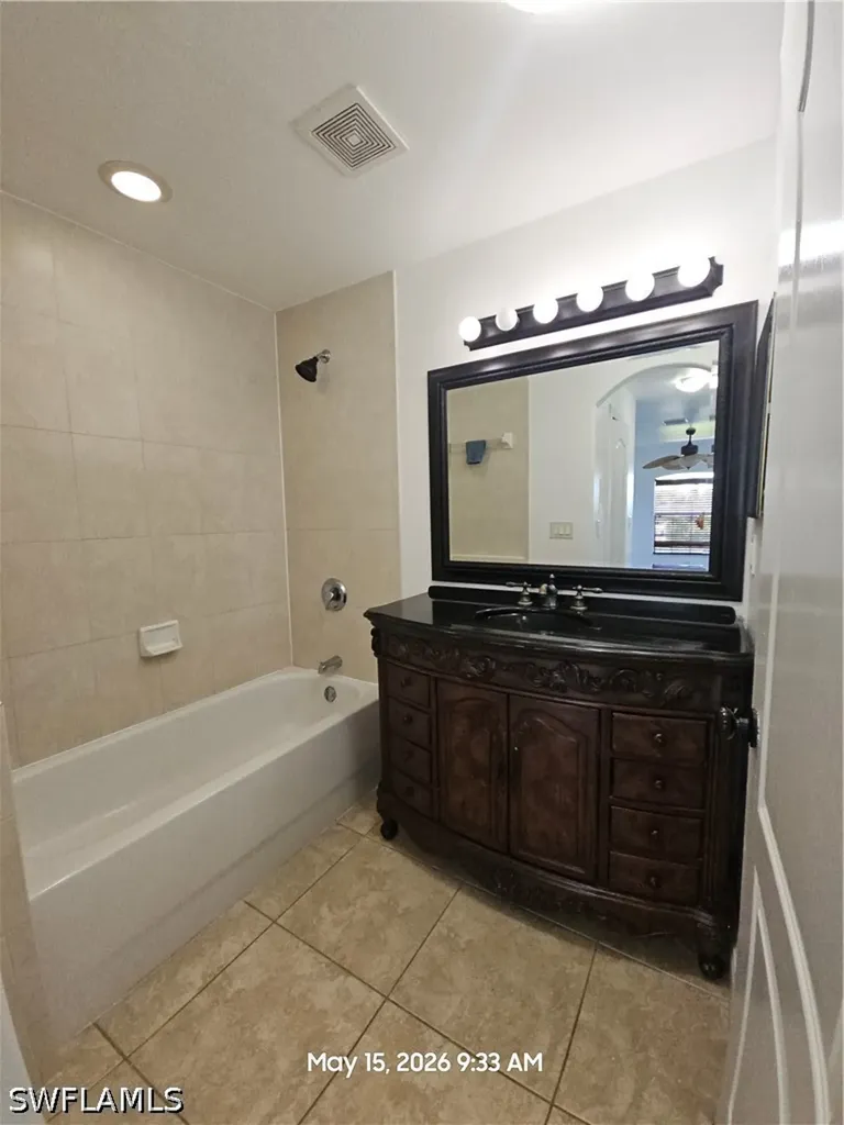 4048 33rd Avenue NE Naples FL 34120