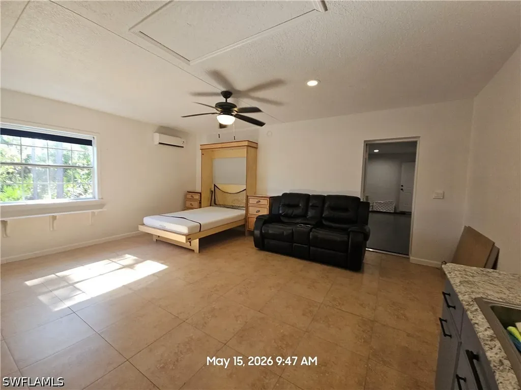 4048 33rd Avenue NE Naples FL 34120