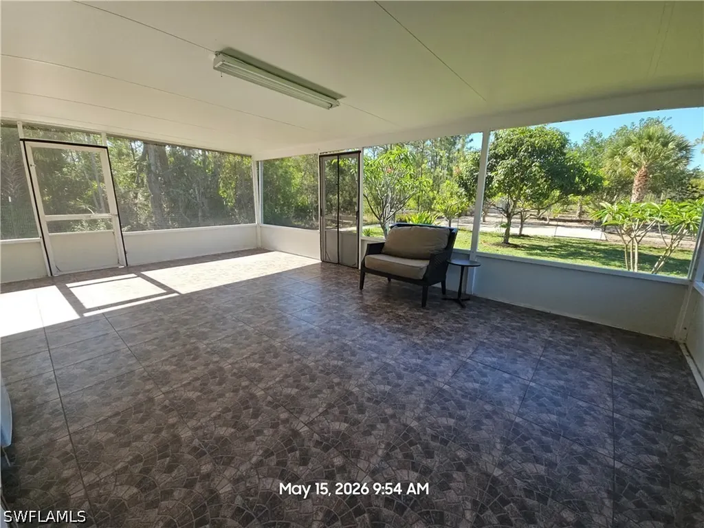 4048 33rd Avenue NE Naples FL 34120