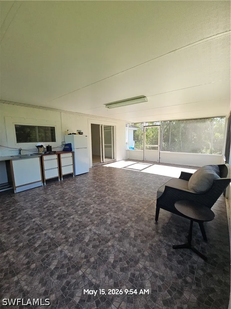 4048 33rd Avenue NE Naples FL 34120