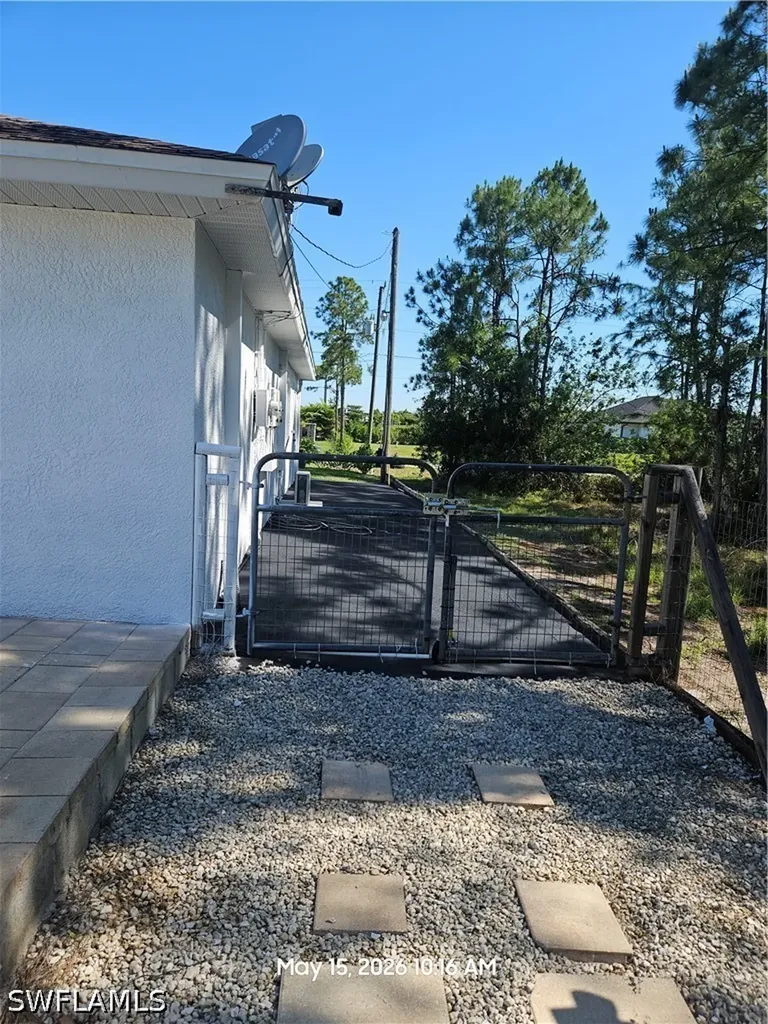 4048 33rd Avenue NE Naples FL 34120