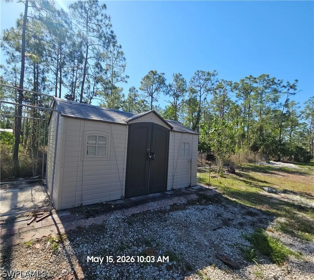 4048 33rd Avenue NE Naples FL 34120