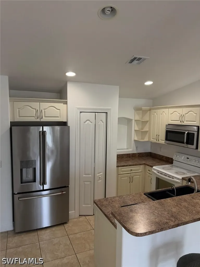 4048 33rd Avenue NE Naples FL 34120