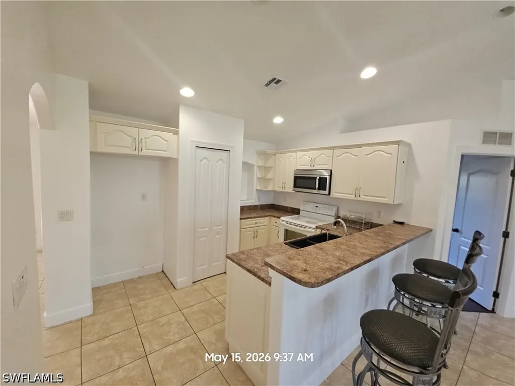 4048 33rd Avenue NE Naples FL 34120