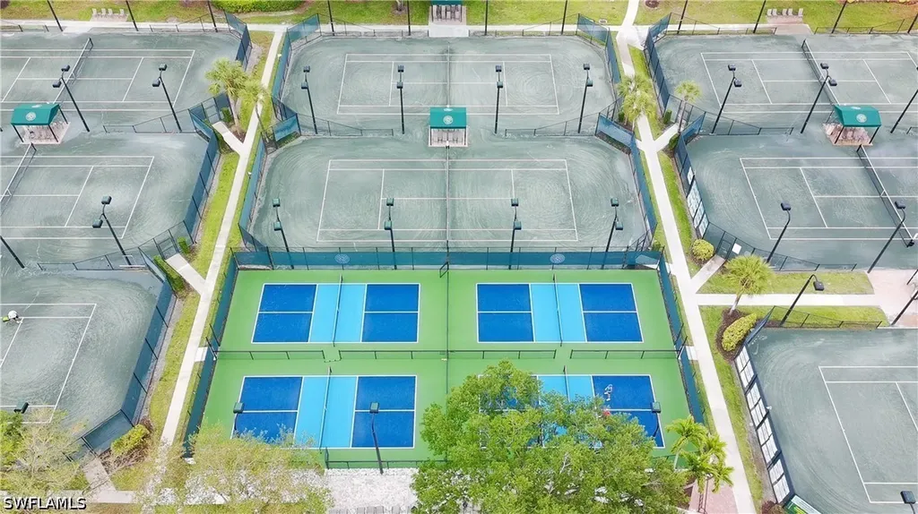 4388 Pomarine Court Naples FL 34119