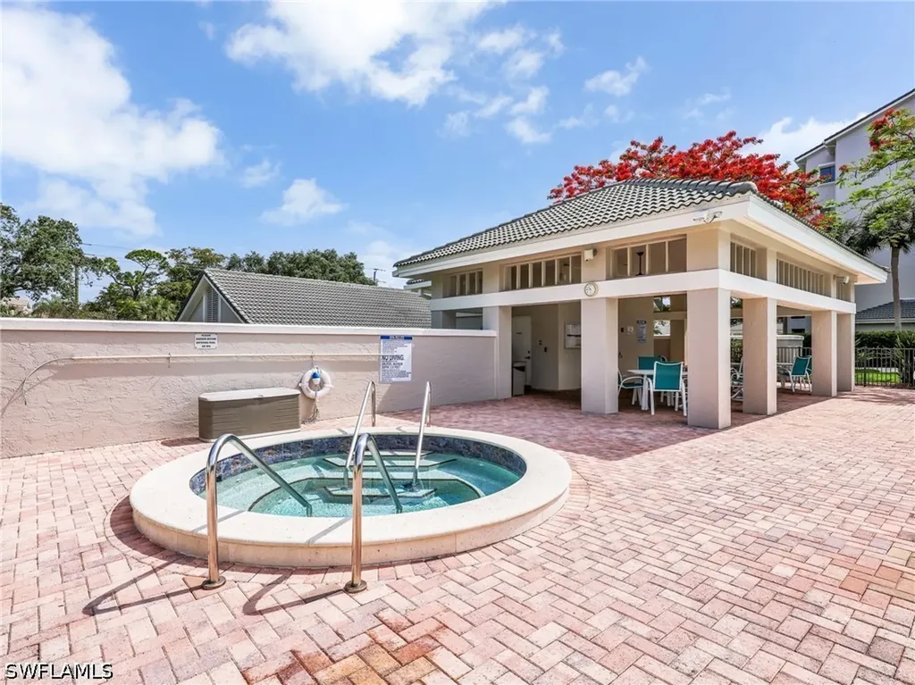 201 Arbor Lake Drive Naples FL 34110