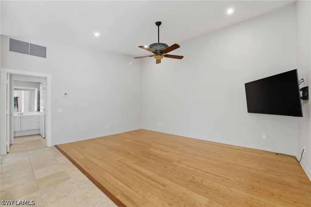 28207 Islet Trail Bonita Springs FL 34135