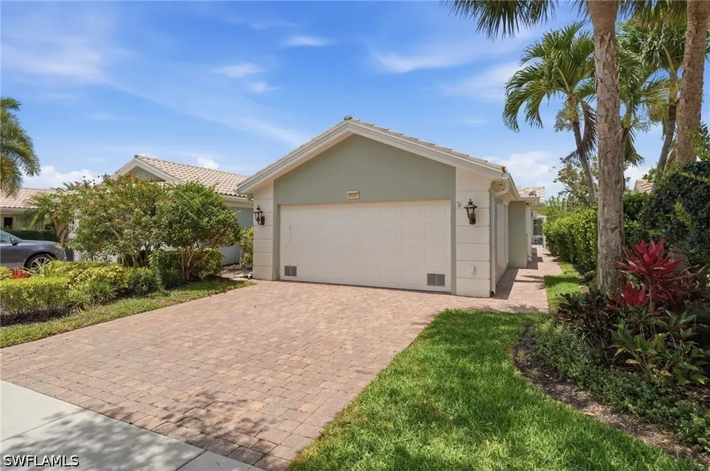28207 Islet Trail Bonita Springs FL 34135