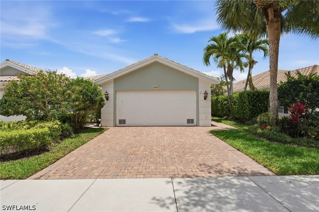 28207 Islet Trail Bonita Springs FL 34135