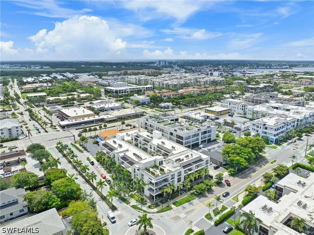 850 Central Avenue Naples FL 34102
