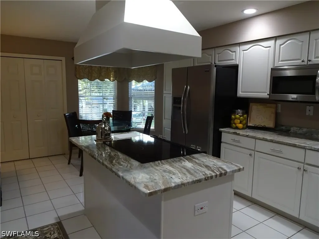 224 Via Perignon Naples FL 34119