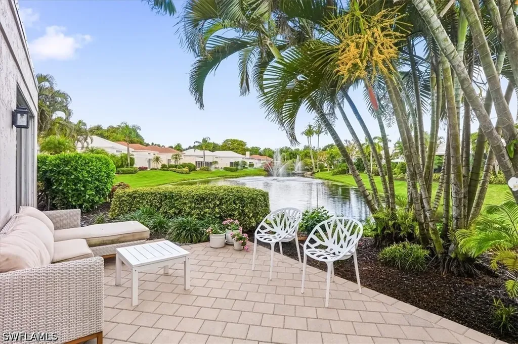 7897 Cocobay Drive Naples FL 34108