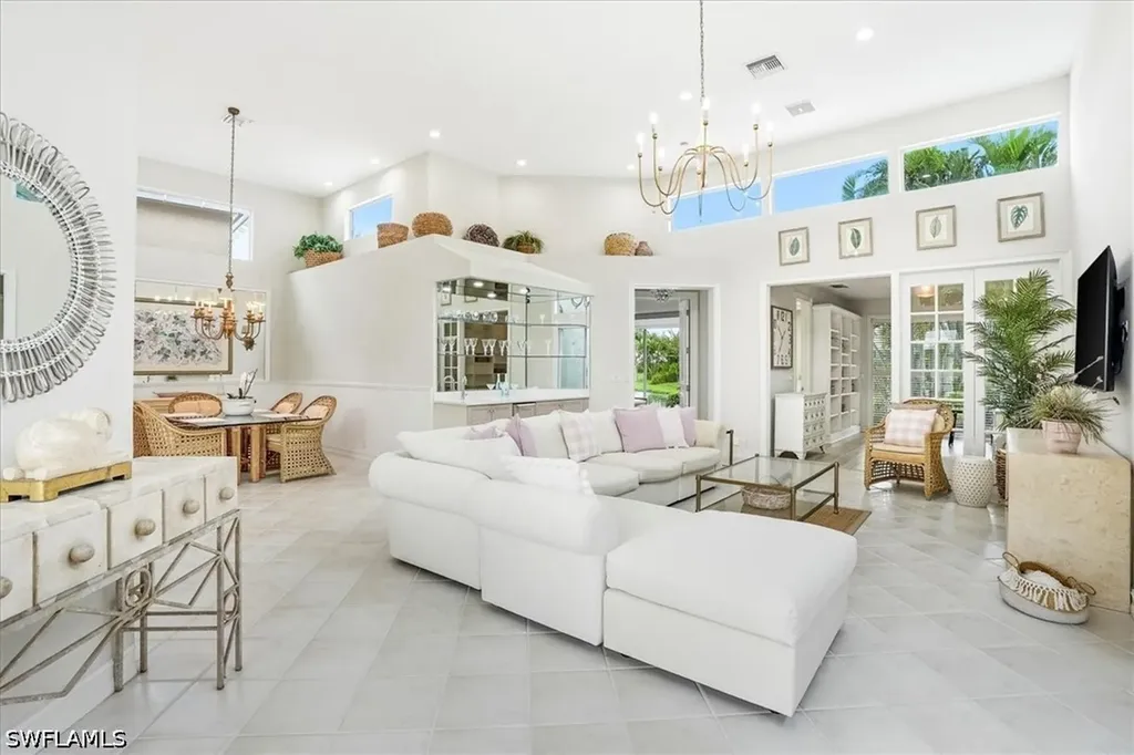 7897 Cocobay Drive Naples FL 34108