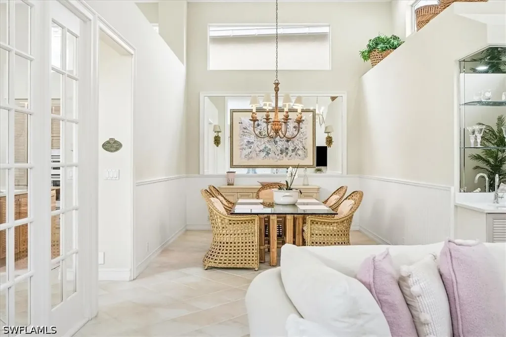 7897 Cocobay Drive Naples FL 34108