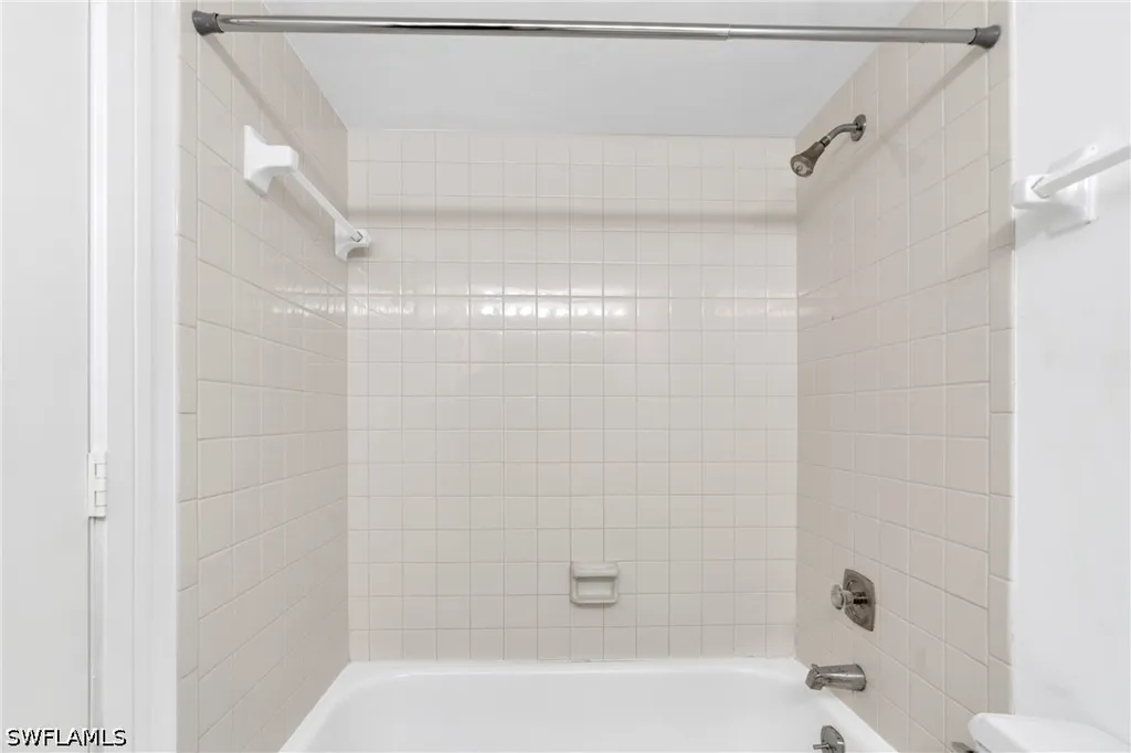 910 Vanderbilt Beach Road Naples FL 34108