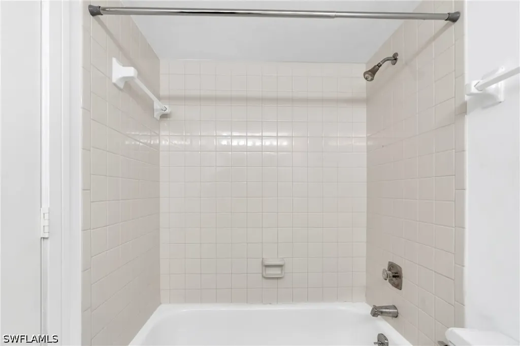 910 Vanderbilt Beach Road Naples FL 34108