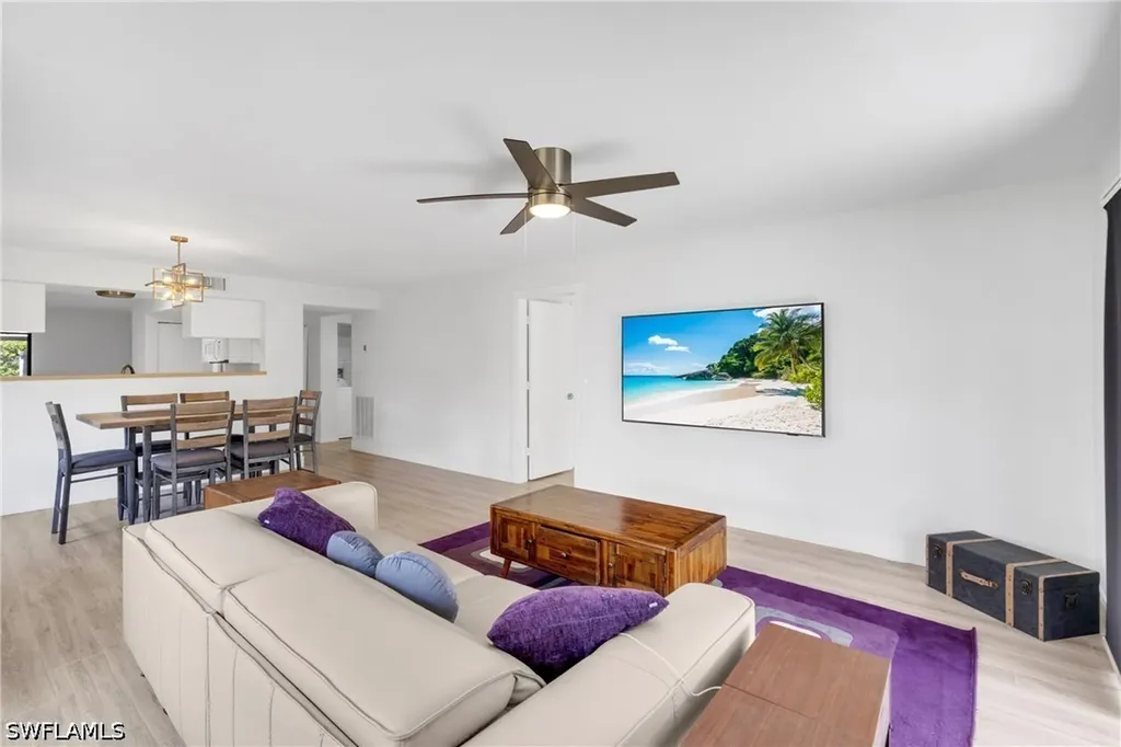 910 Vanderbilt Beach Road Naples FL 34108