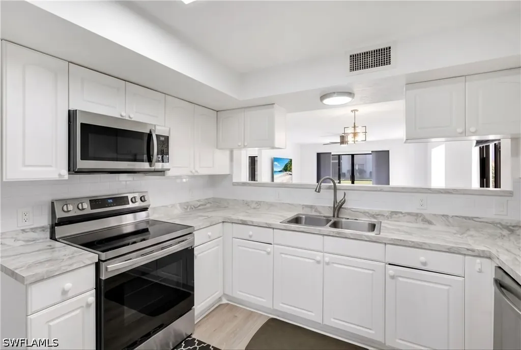 910 Vanderbilt Beach Road Naples FL 34108