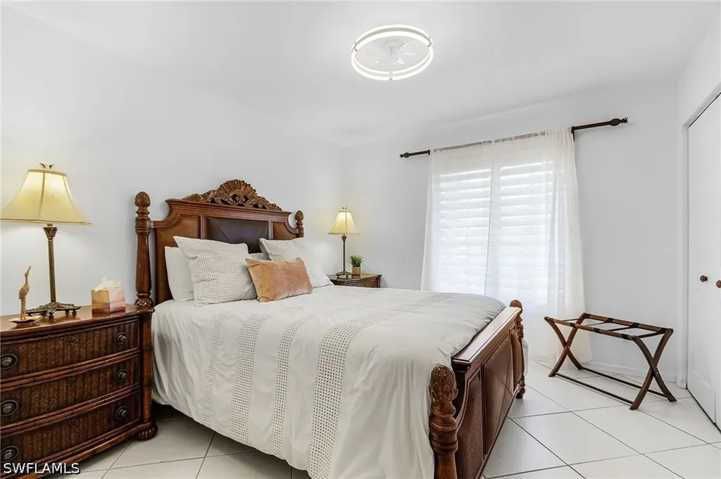 760 Wiggins Lake Drive Naples FL 34110