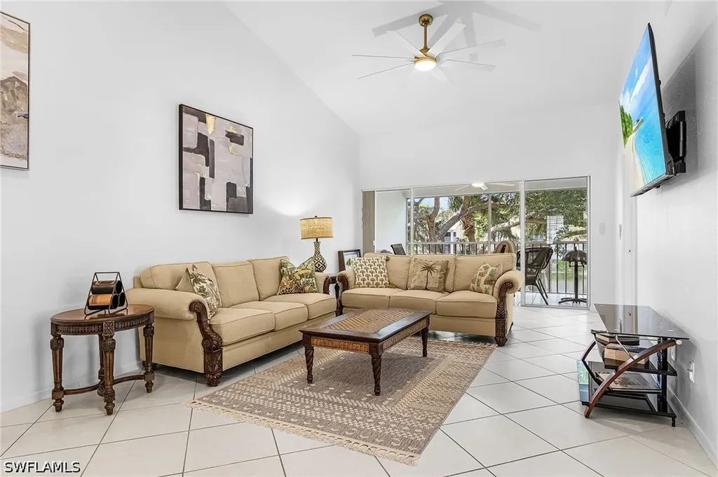 760 Wiggins Lake Drive Naples FL 34110
