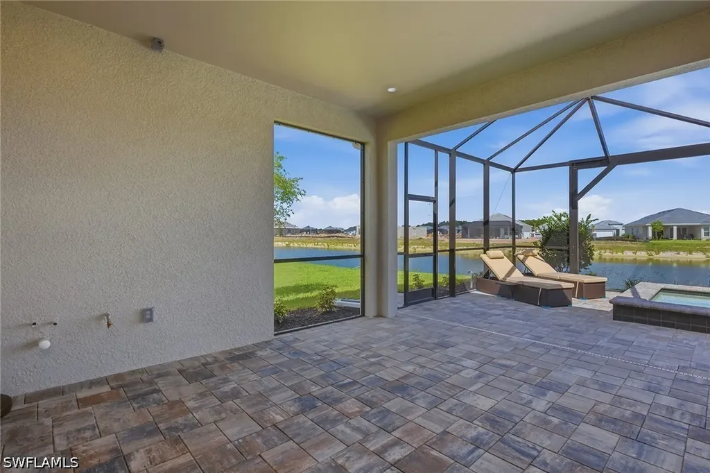 15743 Modena Street Naples FL 34114