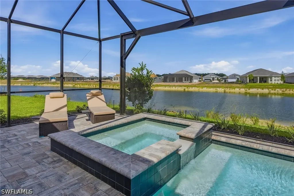 15743 Modena Street Naples FL 34114