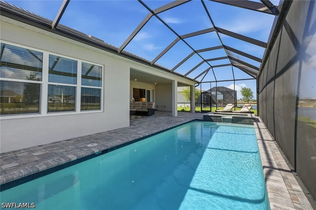 15743 Modena Street Naples FL 34114