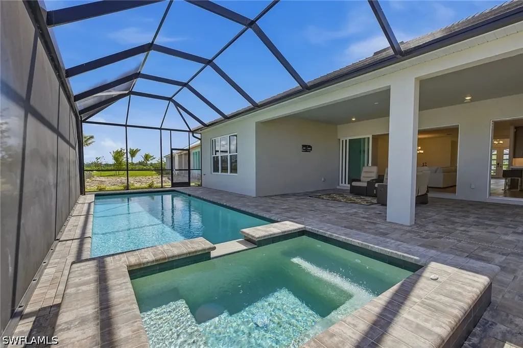 15743 Modena Street Naples FL 34114