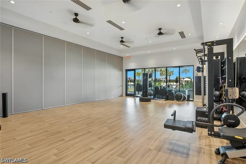 15743 Modena Street Naples FL 34114
