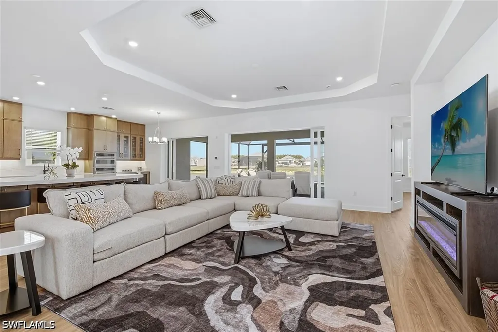 15743 Modena Street Naples FL 34114