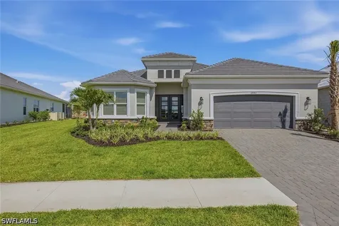 15743 Modena Street Naples FL 34114