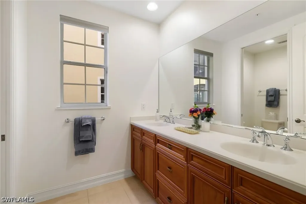 10821 Vivaldi Court Miromar Lakes FL 33913