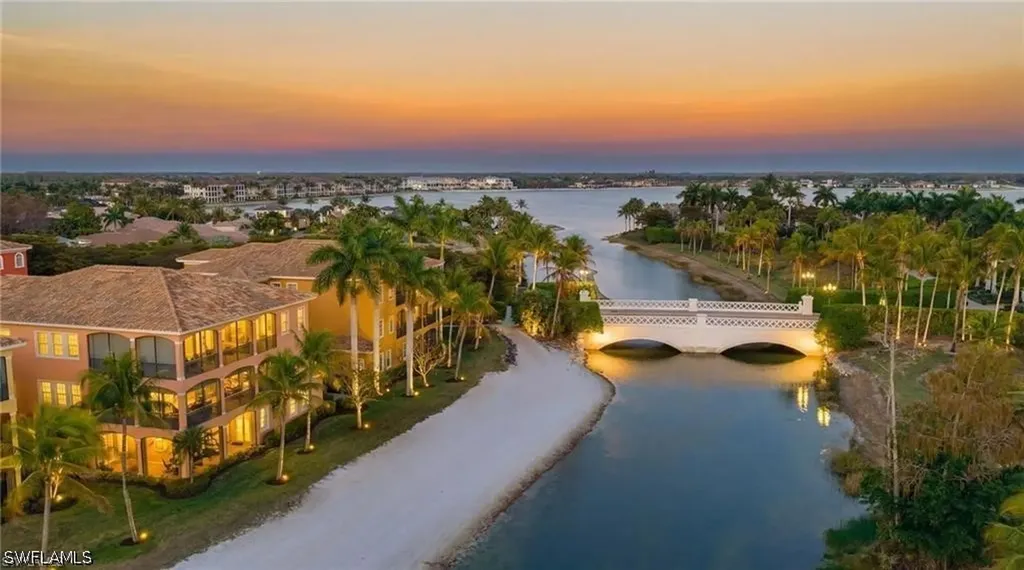 10821 Vivaldi Court Miromar Lakes FL 33913