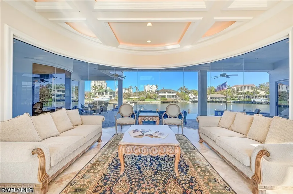 339 Devils Bight Naples FL 34103