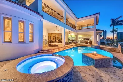 339 Devils Bight Naples FL 34103
