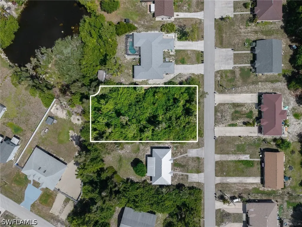 17424/426 Carnegie Circle Circle E Fort Myers FL 33967