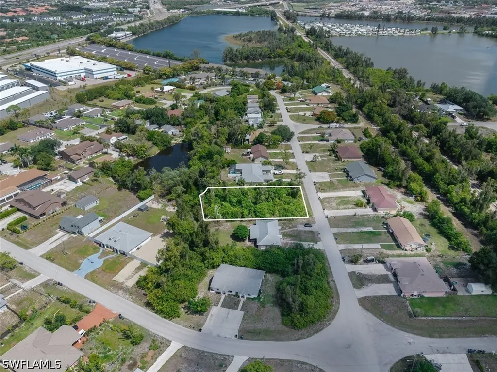 17424/426 Carnegie Circle Circle E Fort Myers FL 33967