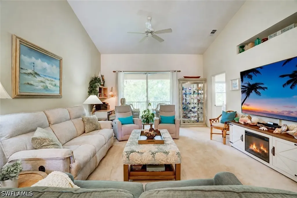 509 Robin Hood Circle Naples FL 34104