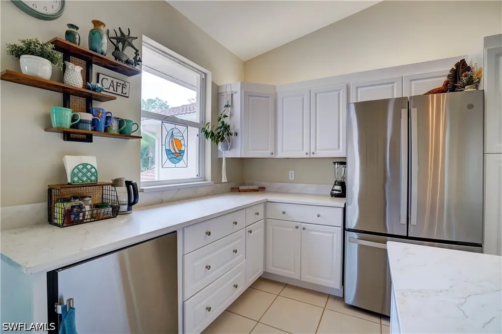 509 Robin Hood Circle Naples FL 34104