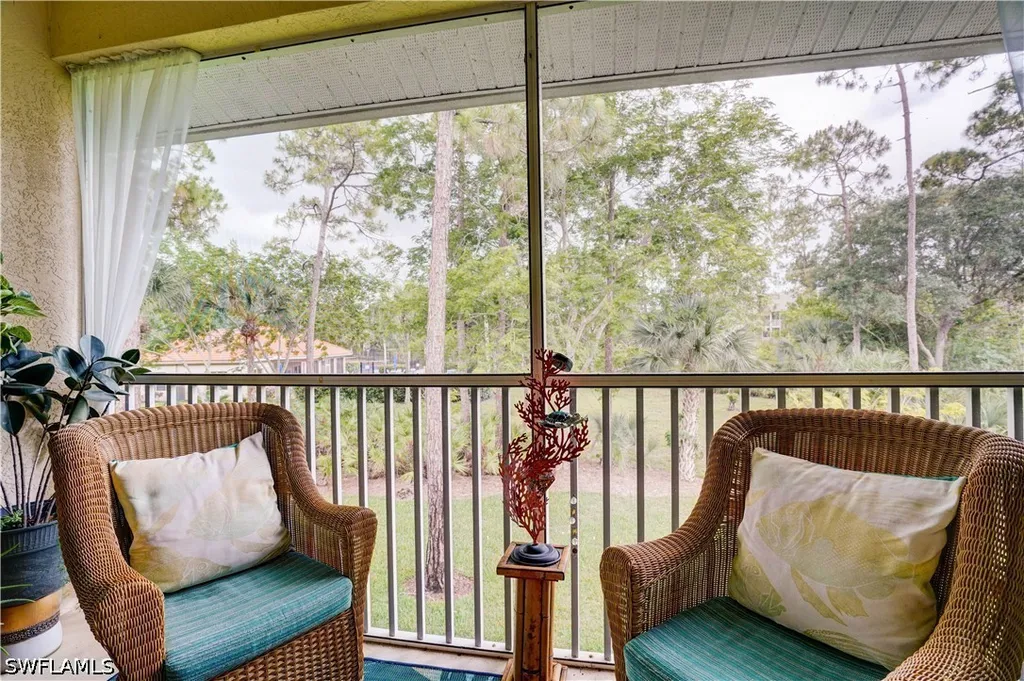 509 Robin Hood Circle Naples FL 34104