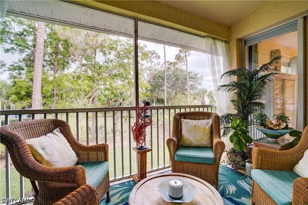 509 Robin Hood Circle Naples FL 34104