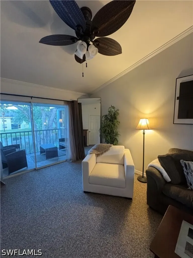 181 Grand Oaks Way Naples FL 34110