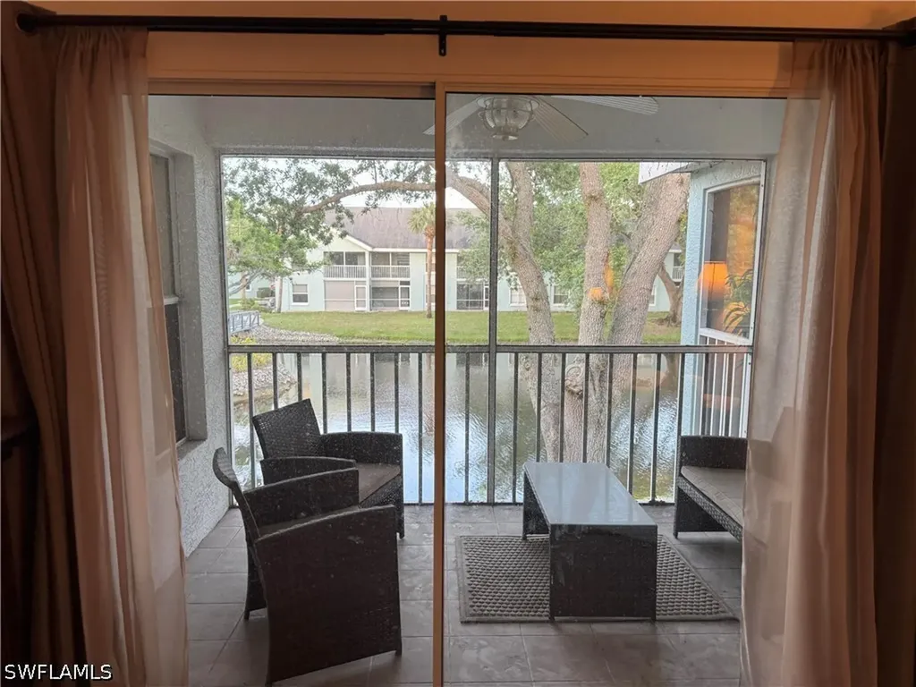 181 Grand Oaks Way Naples FL 34110