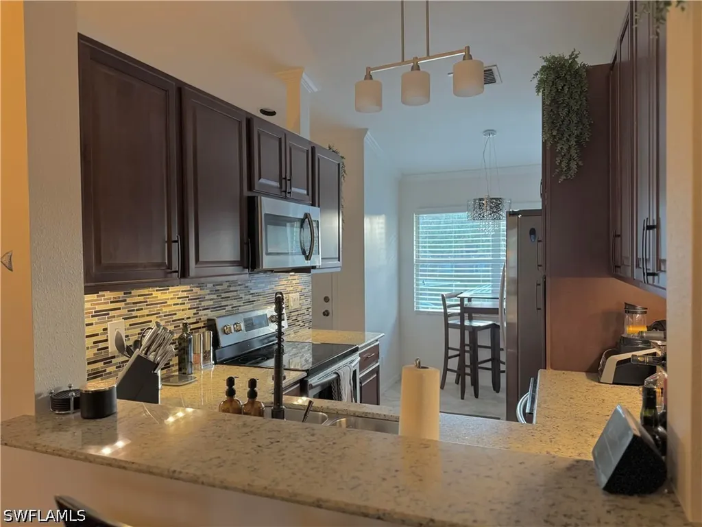 181 Grand Oaks Way Naples FL 34110