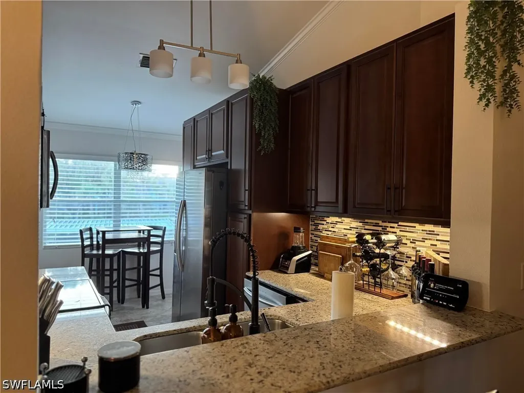 181 Grand Oaks Way Naples FL 34110