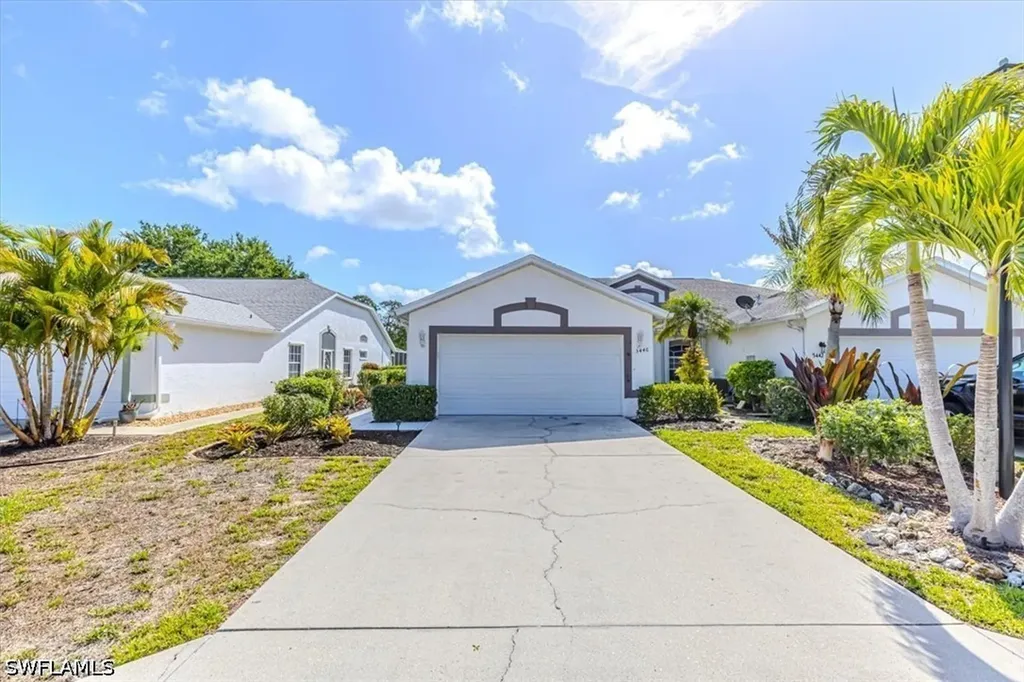 5446 Whitten Drive Naples FL 34104