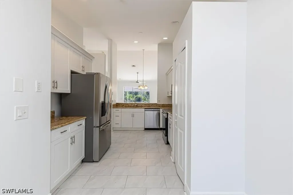5446 Whitten Drive Naples FL 34104