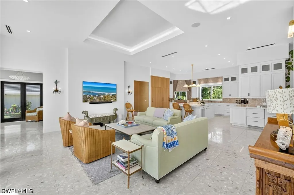 111 Caribbean Road Naples FL 34108