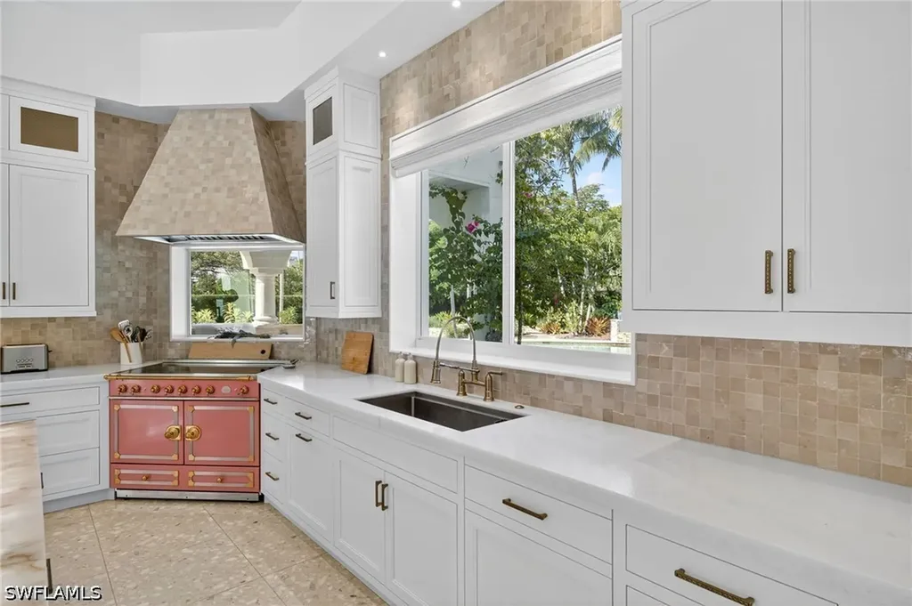 111 Caribbean Road Naples FL 34108