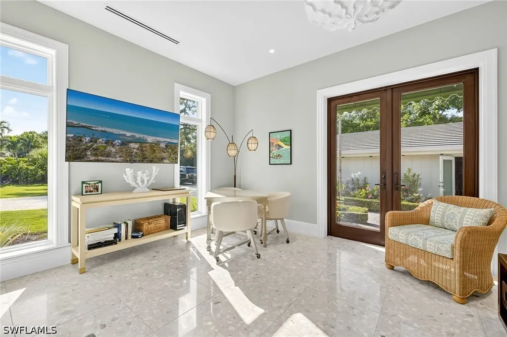 111 Caribbean Road Naples FL 34108